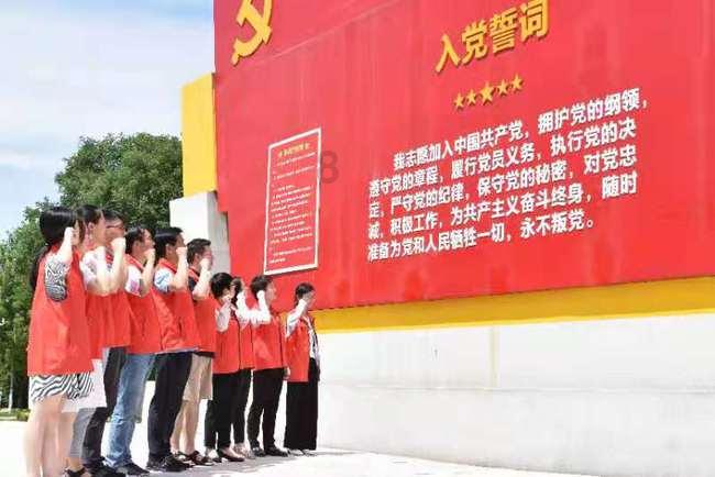 白海林率队赴中国民用航空华北地区管理局汇报对接民航机场工作